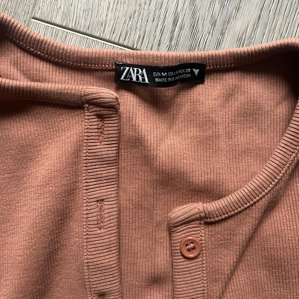 EUC Zara Tan/Brown Buttoned Up Cardigan - Picture 3 of 3